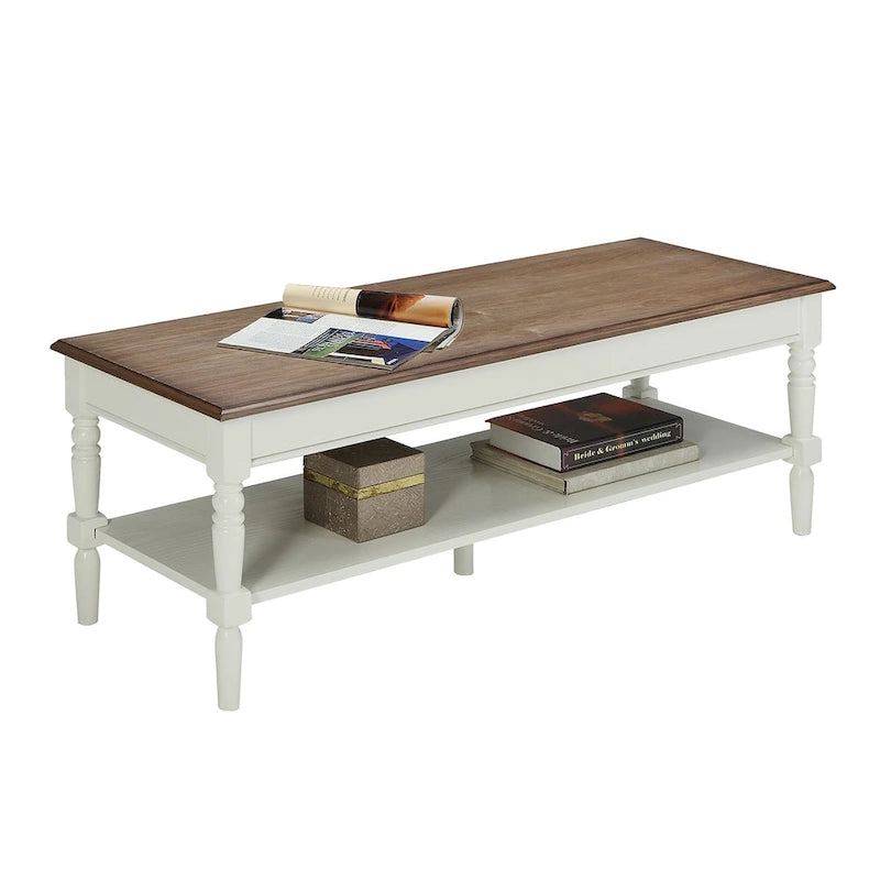 Table basse de style campagnard français avec étagère